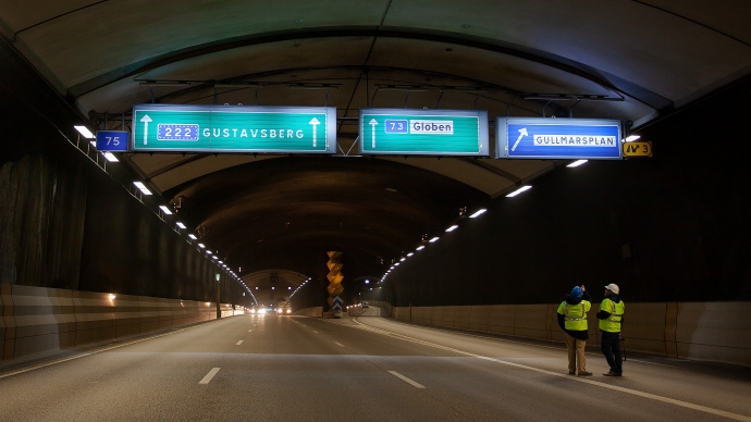 Improving safety in tunnels by using C-ITS